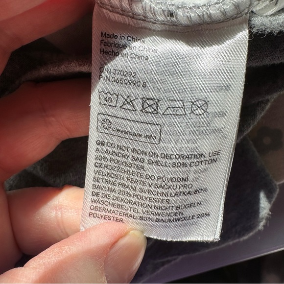 Star Wars Sequin Flip Graphic Sweatshirt with Bootcut Old Navy Jeans size 6 - Picture 9 of 13